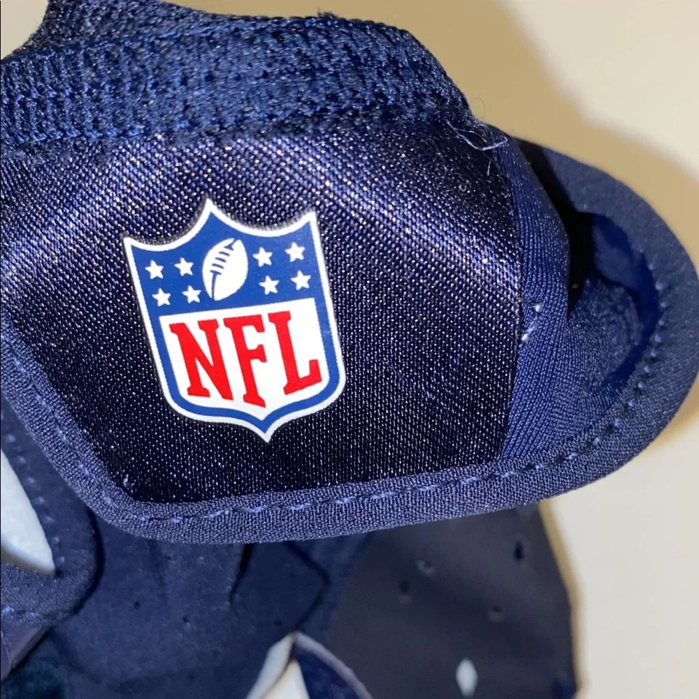 Nike gloves - Picture 5 of 7